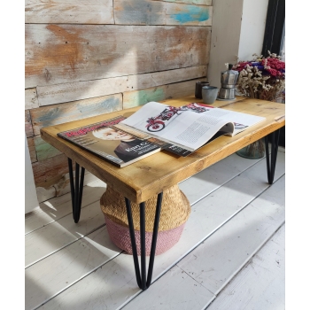 Coffee table in legno di...